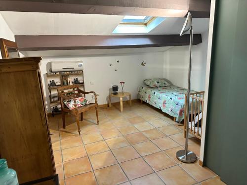 Plan de Cuques T2 photo 29