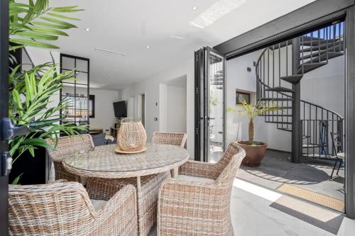 Casa Del Sol by Finest Rentals