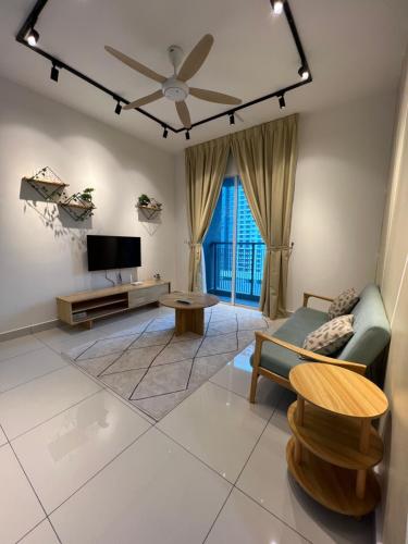 Inspirasi Residences Mont Kiara muji house