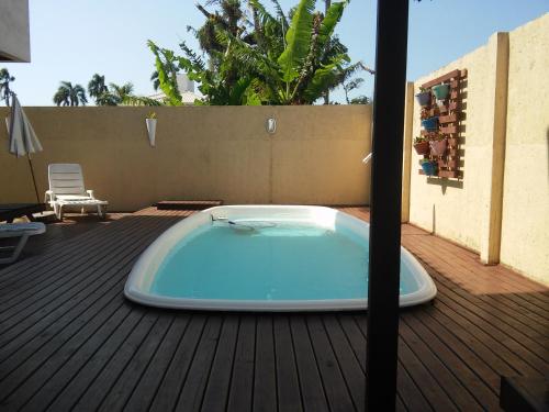 Bassein majutusasutuses Florianopolis condomínio fechado või selle lähedal