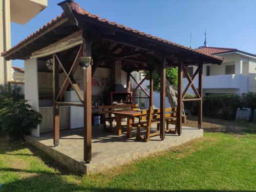 Polynikis Apartment