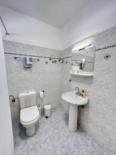 Koupelna v ubytování Atrium Apartment #2