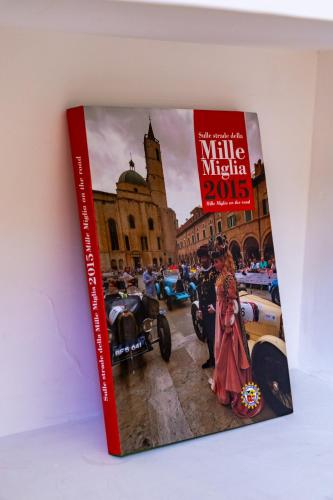 a book on the cover of the book white michica at La Rua in Ascoli Piceno