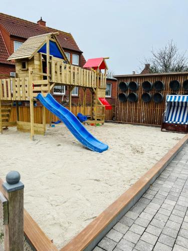 Kawasan permainan kanak-kanak di Winkelschiffchen I mit Sauna