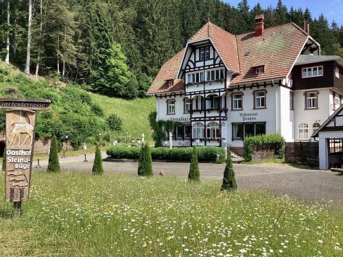 Zahrada ubytování Hotel B&B Steinasäge