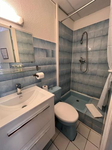 Azurene Royal Hotel photo 3