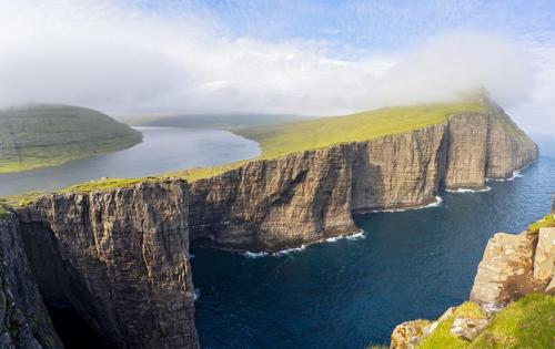 Gallery image of Cosy house near airport in Sørvágur