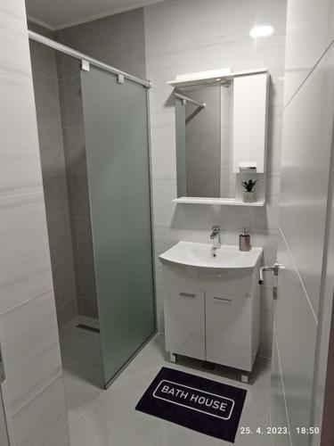 Koupelna v ubytování Apartman Deny