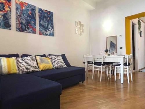 Χώρος καθιστικού στο {Porta Venezia - Risorgimento} A/C WiFi