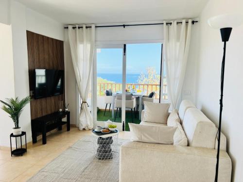 Ocean View Apartment with Heated Pool near Beach