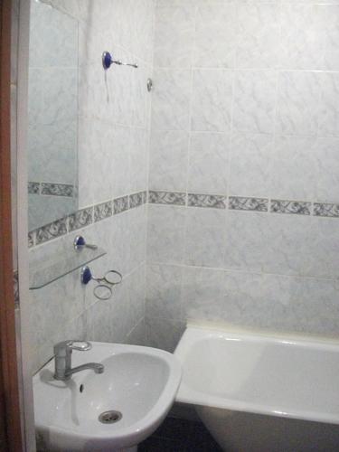 Ένα μπάνιο στο B&B Aktau НЕ ОТЕЛЬ