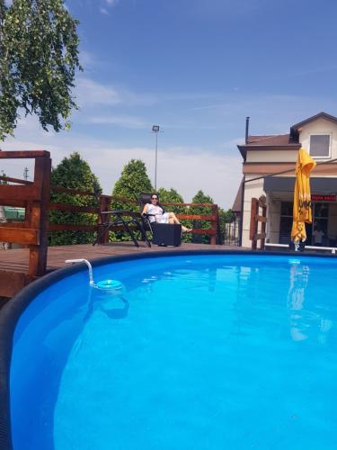 Πισίνα στο ή κοντά στο Apartmani 401- Bijeljina
