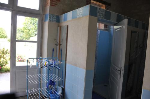 Φωτογραφία από το άλμπουμ του EMPLACEMENT BUCOLIQUE DE CAMPING dans le parc du château - Attention tente et matériels non fournis et sans possibilité de faire courir une rallonge pour se raccorder à l'électricité σε Brain-sur-Allonnes