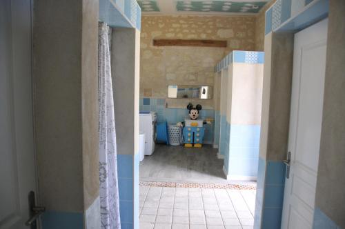 Φωτογραφία από το άλμπουμ του EMPLACEMENT BUCOLIQUE DE CAMPING dans le parc du château - Attention tente et matériels non fournis et sans possibilité de faire courir une rallonge pour se raccorder à l'électricité σε Brain-sur-Allonnes