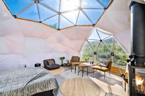Χώρος καθιστικού στο Storjord Farmstay Glamping