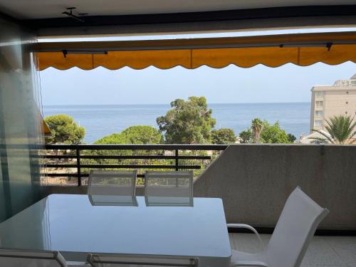 Apartamento con vistas al mar