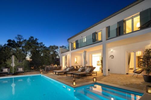 Villa Icarus - Corfu by Sunvil