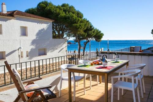 Salitres Increíbles vistas a 50m de la playa