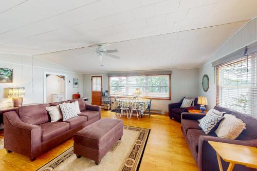 Youngs Point Cottage – Photos 5
