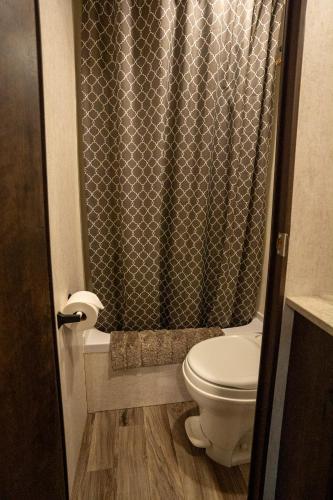 Grotto Getaway – Photos 4