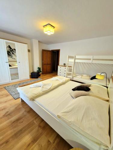 Gallery image of Chaty a apartmány Kúria na Táľoch, Tále - Chopok JUH in Tale
