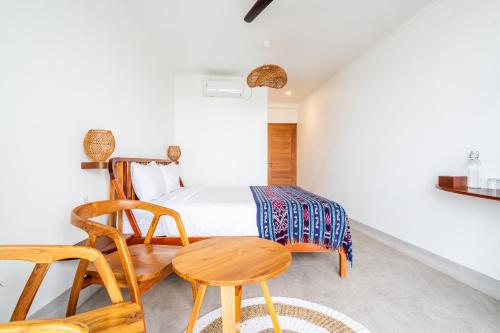 Inlight Lombok Beach Hotelにあるシーティングエリア