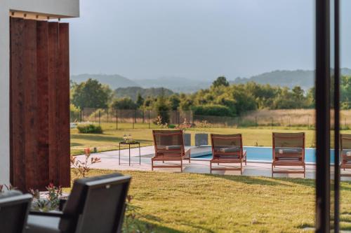 Nespecifikovaný výhled na hory nebo výhled na hory při pohledu z apartmánu