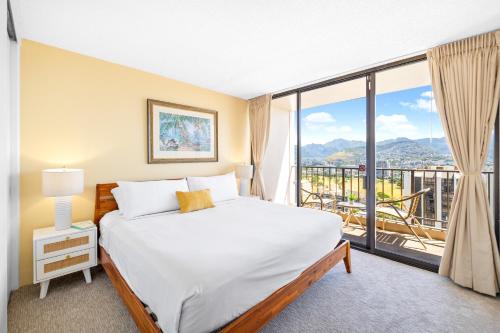 Stunning Mountain View Condo, Near Beach with Parking_2