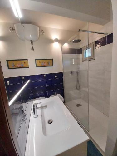 Ένα μπάνιο στο Casa di Dorothy stanza vicino a Firenze