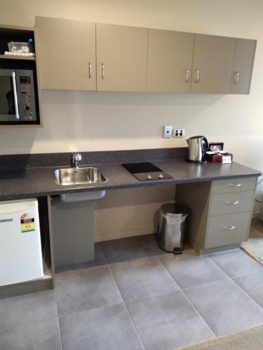 Dapur atau dapur kecil di 388 Tay Motel