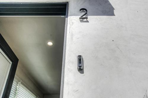 Continuum Homes - Long Beach Studio Apartments – Photos 3