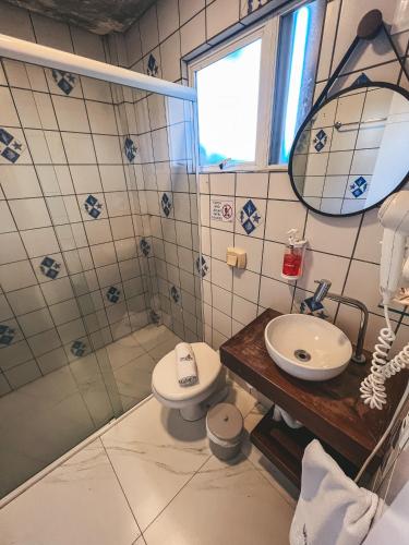 Bilik mandi di Pousada Vô Jaques