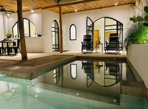 Πισίνα στο ή κοντά στο Las Guapas Villas Tamarindo