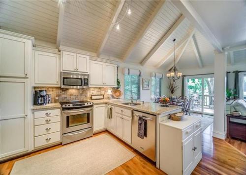 Lakeside Cottage – Photos 4
