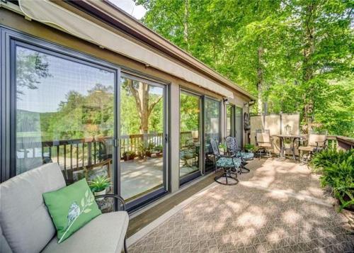 Lakeside Cottage – Photos 5