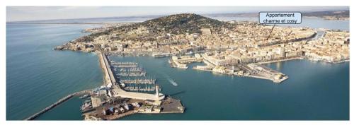 an aerial view of an island in the water at LE MONTMORENCY 41 Authentique et Cosy Centre Historique Proximité Parking Gratuit in Sète