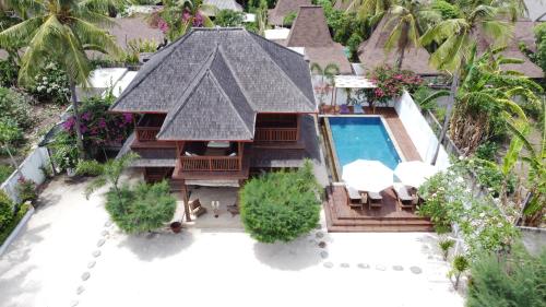 Bazén v ubytování Villa Luna Sunset Beach nebo v jeho okolí
