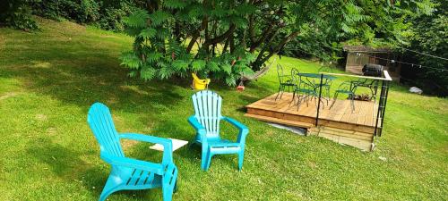 Ein Kinderspielbereich in der Unterkunft Adorable petit châlet près de la forêt et des commerces