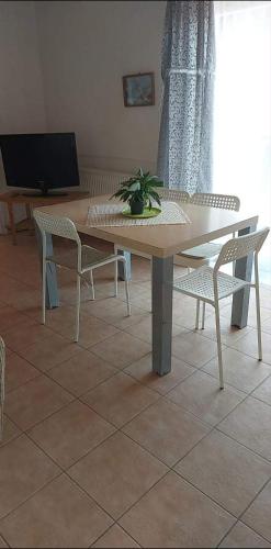 Badacsonyi privát bérlemény 8257 Badacsonytomaj, Mandulás utca 40 kép - 3