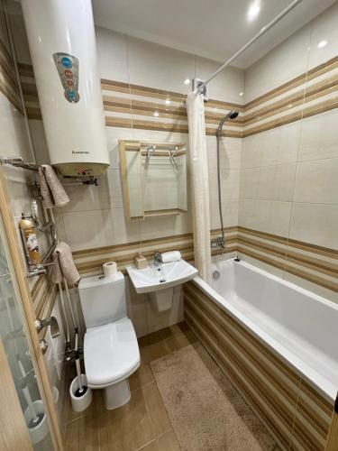 Ένα μπάνιο στο Apartment 1, Podillya