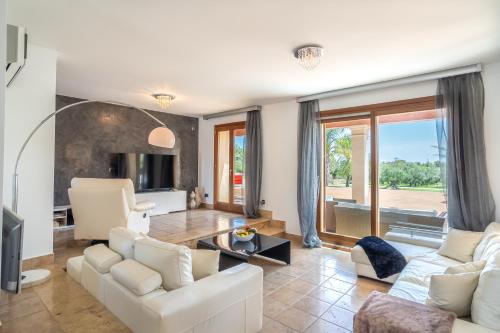 C313 Can Oliva by Mallorca Villa Selection