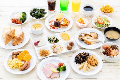 Makanan di atau berdekatan hotel
