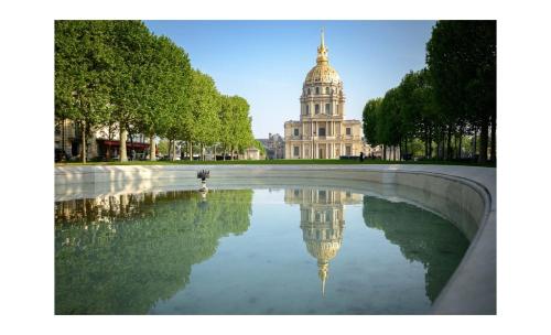 Central Paris Elegant Apartment with Air Conditioning near Eiffel Tower & Invalides