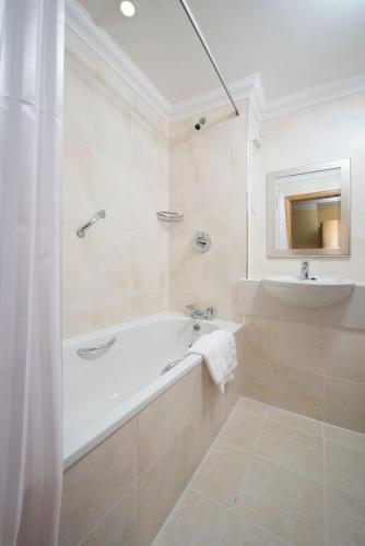 Gallery image of Loch Awe Hotel in Dalmally