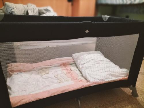 Łóżko lub łóżka piętrowe w pokoju w obiekcie Zia Elisa