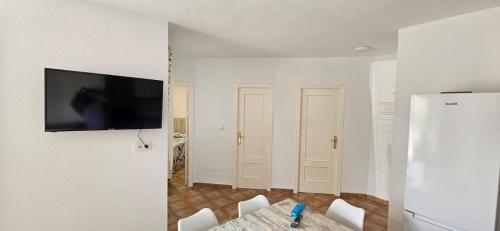 Μια τηλεόραση ή/και κέντρο ψυχαγωγίας στο Casa Neptuno