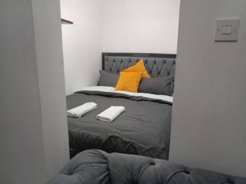 Ένα ή περισσότερα κρεβάτια σε δωμάτιο στο Beta Two Apartment