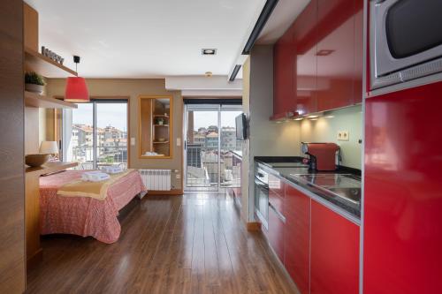 Host Wise - Bright Fresh Flat with Garage - Marquês