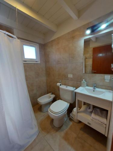 Ένα μπάνιο στο Cabañas Los Manzanos