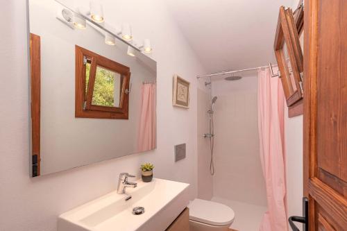 Villa Venzala Petit by Sealand Villas